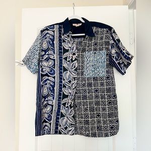 Vintage 1980s 100% Silk Blue Tropics Abstract Button Down